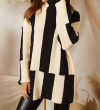 Endless Blu. - Abstract Stripe Sweater