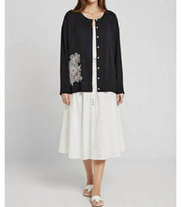 Eiger Weger - Floral Embroidery Button-down Top
