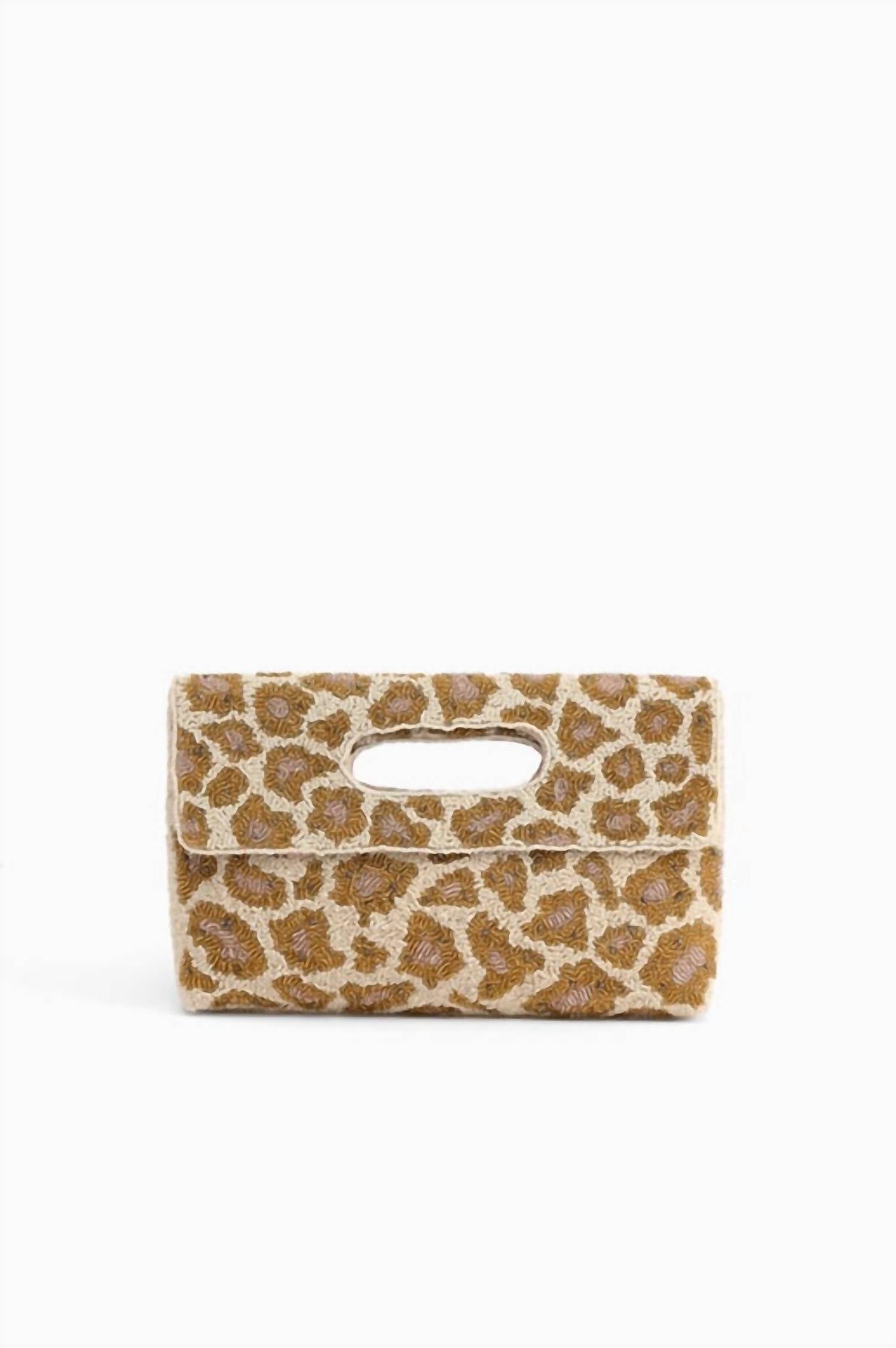 America & Beyond - Women's Clutch With Chain Strap Bag