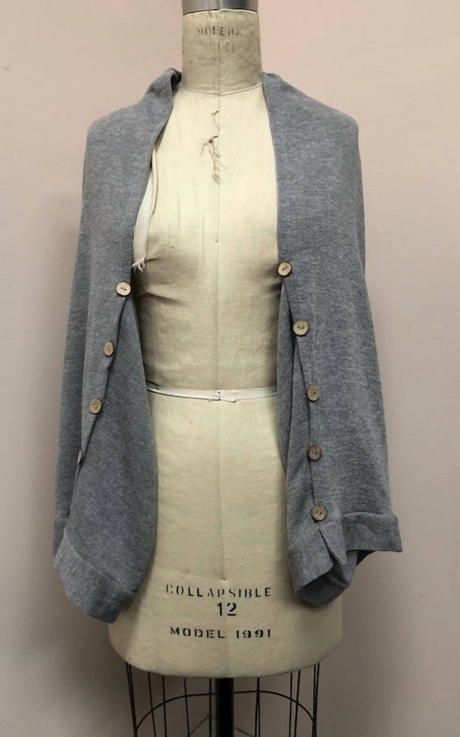 Papillon - Women's Button Detail Cacoon Cardigan