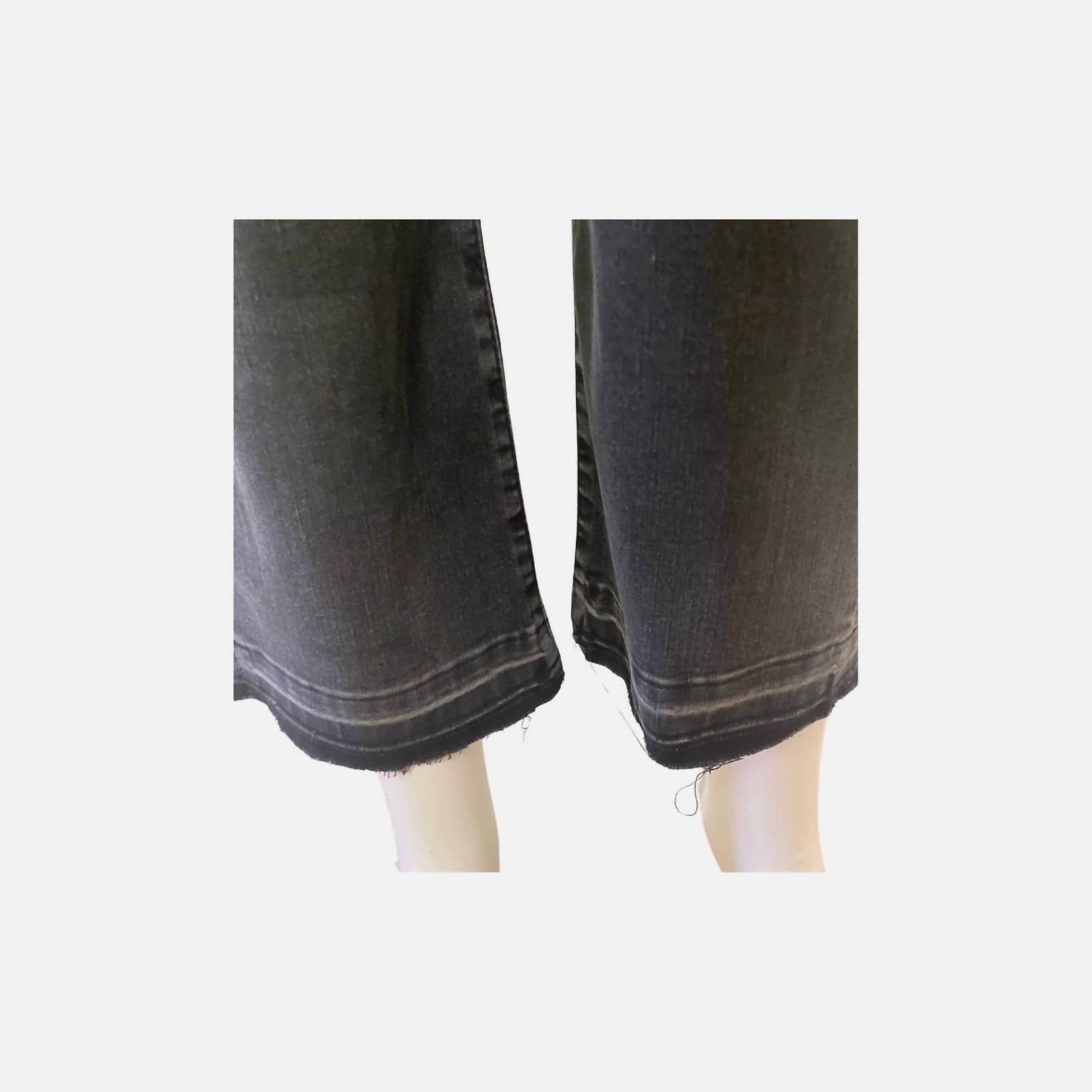 Elliott Lauren - Crop Boot Cut Jeans