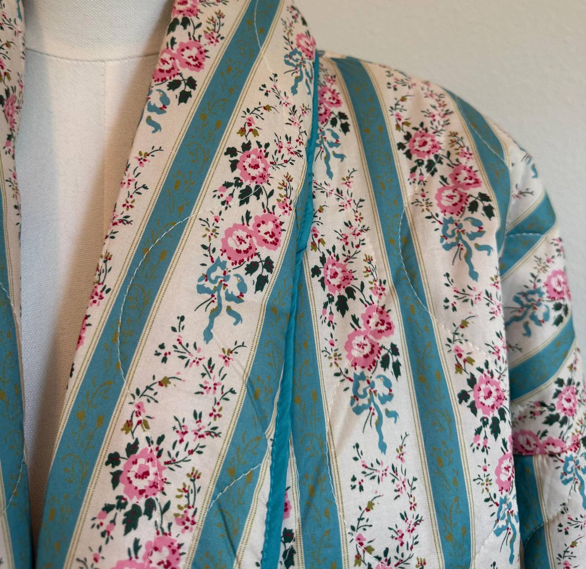 Davi & Dani - Women's Floral Quilted Jacket