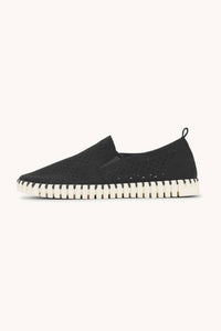Ilse Jacobsen Men's Tulip 140 Comfort Shoes in black - men's loafer - detail view