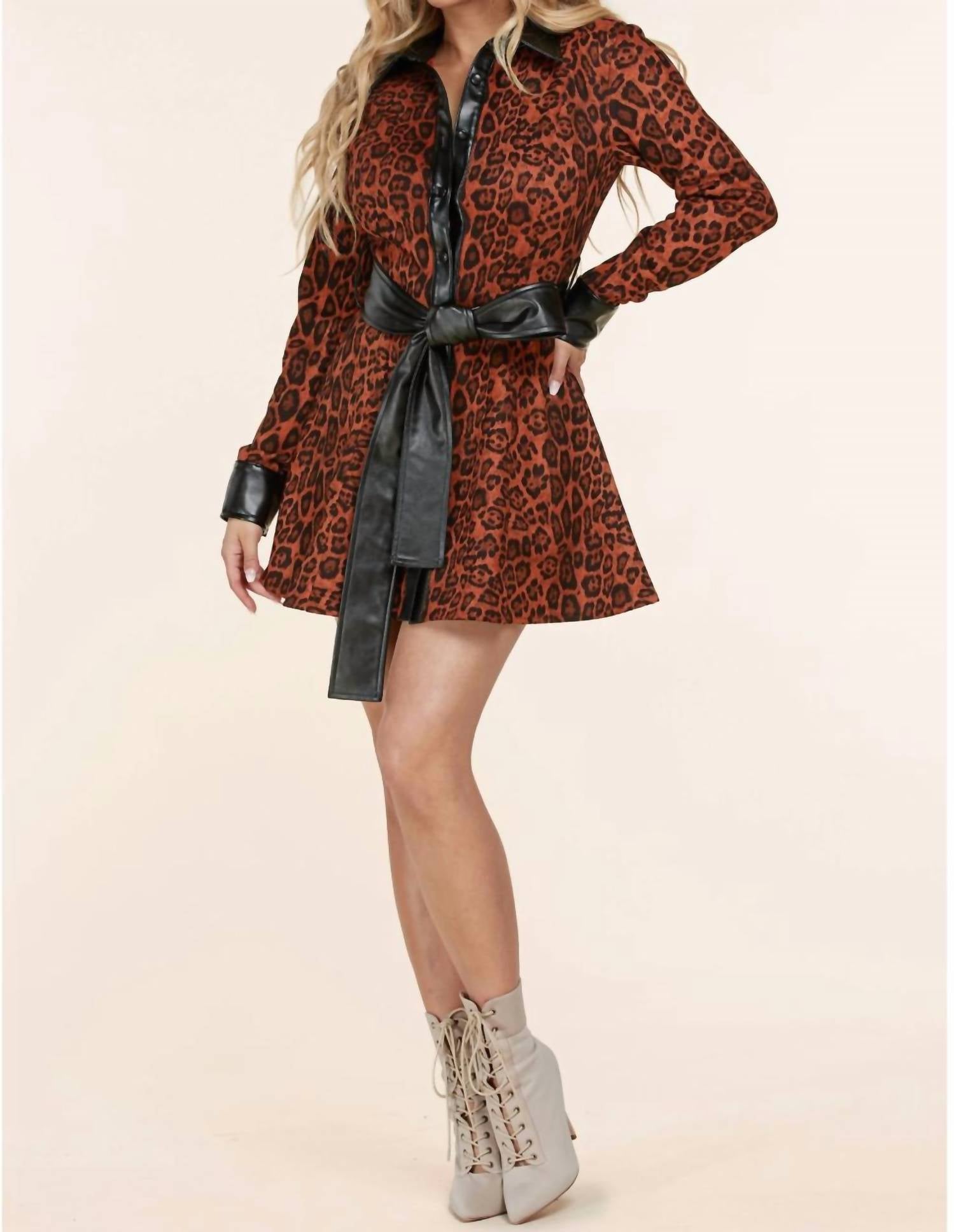 L'Atiste - Leopard Faux Shirt Dress