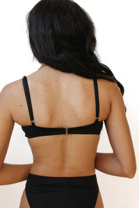 Dippin' Daisy'S - Zia Knotted Triangle Bikini Top