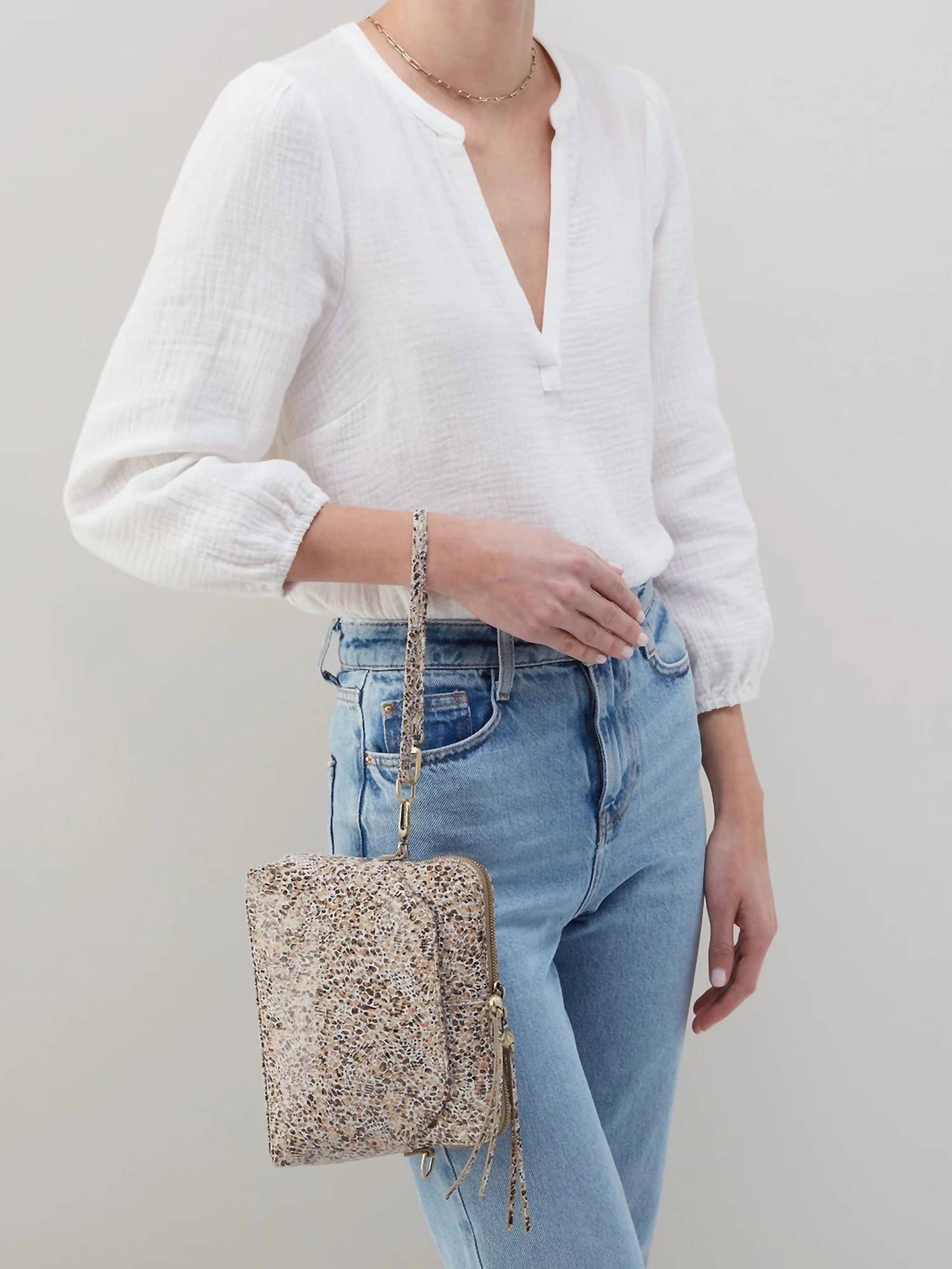 Hobo - Women's Reeva Vintage Hide Crossbody Bag