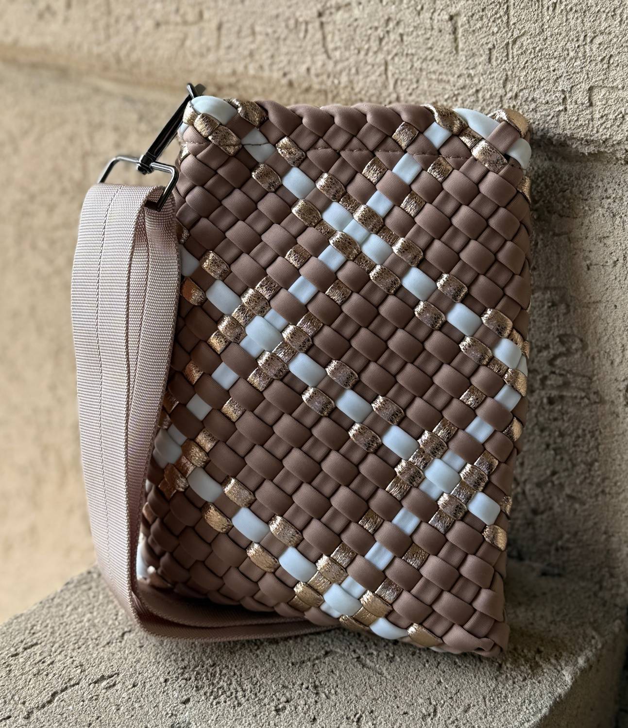 HAUTE SHORE Women's Shay Woven Phone Bag in latte - women's bag