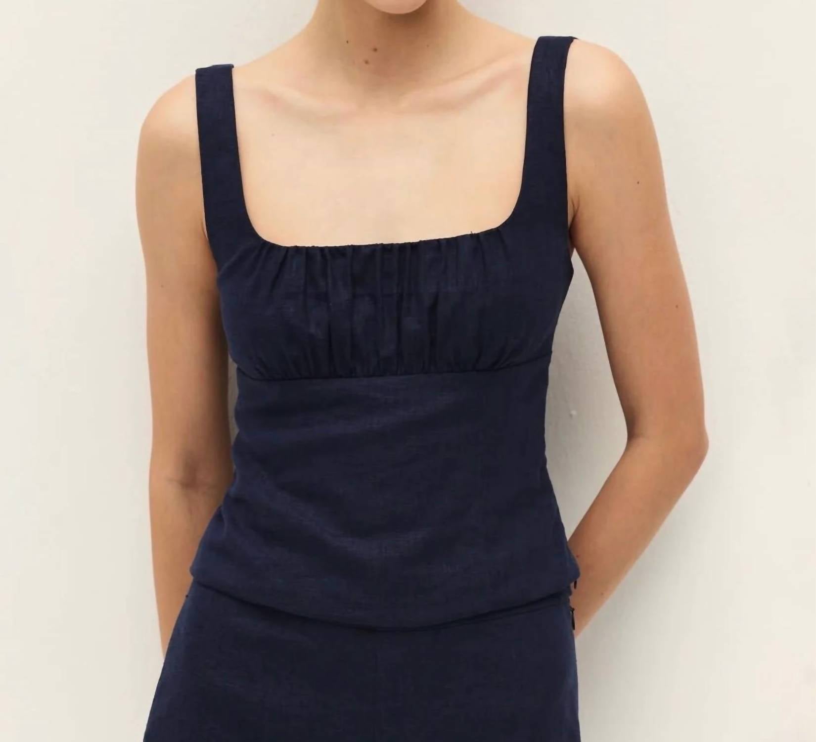 Elodie - Dwyn Square Neckline Top