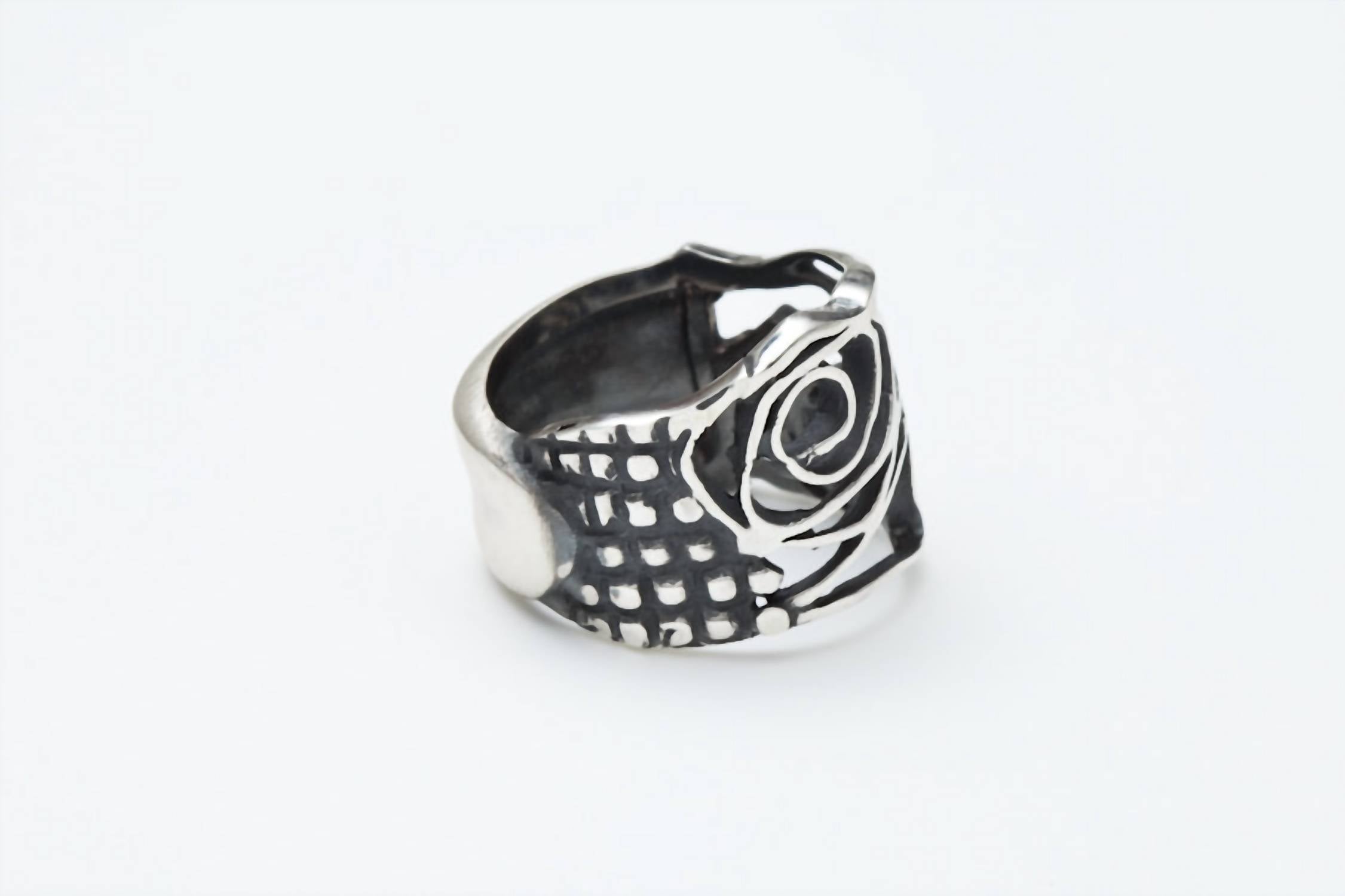 Avenue Chic - Women's Rose Ring