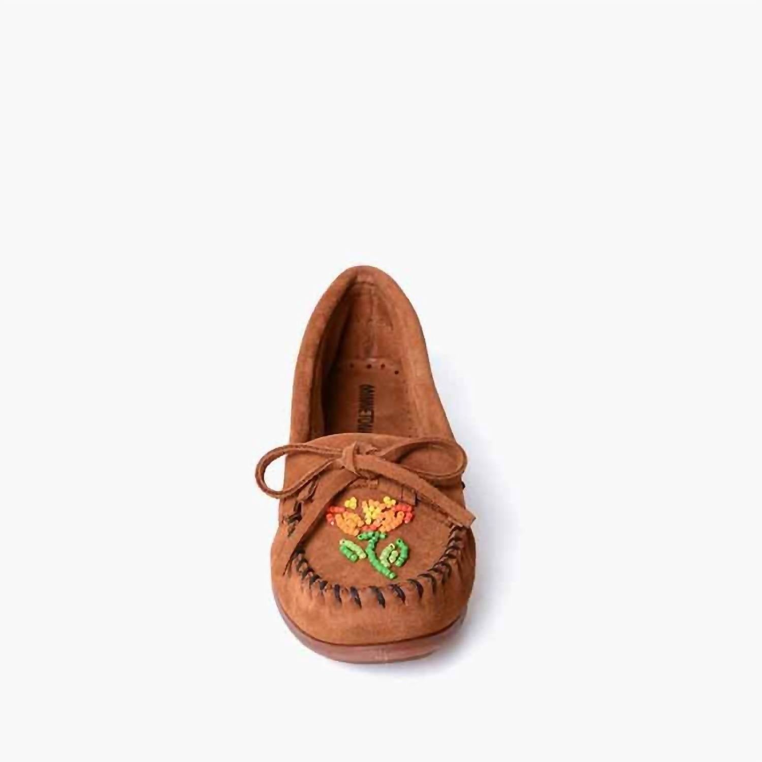 Minnetonka - Women's Ziigwan Waabigwan Moccasin