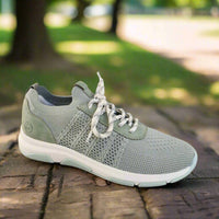 Remonte Women's Lightweight Sneakers in green - women's sneaker - detail view