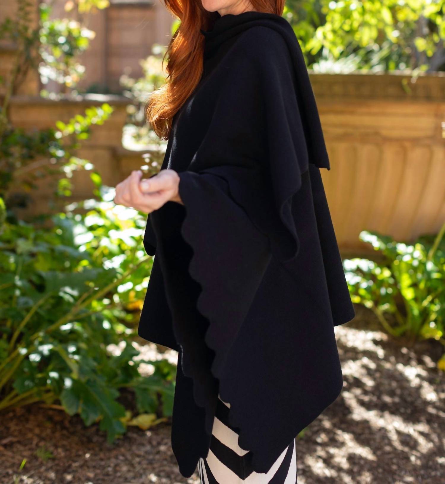 Lesley Evers - Portia Scalloped Cape