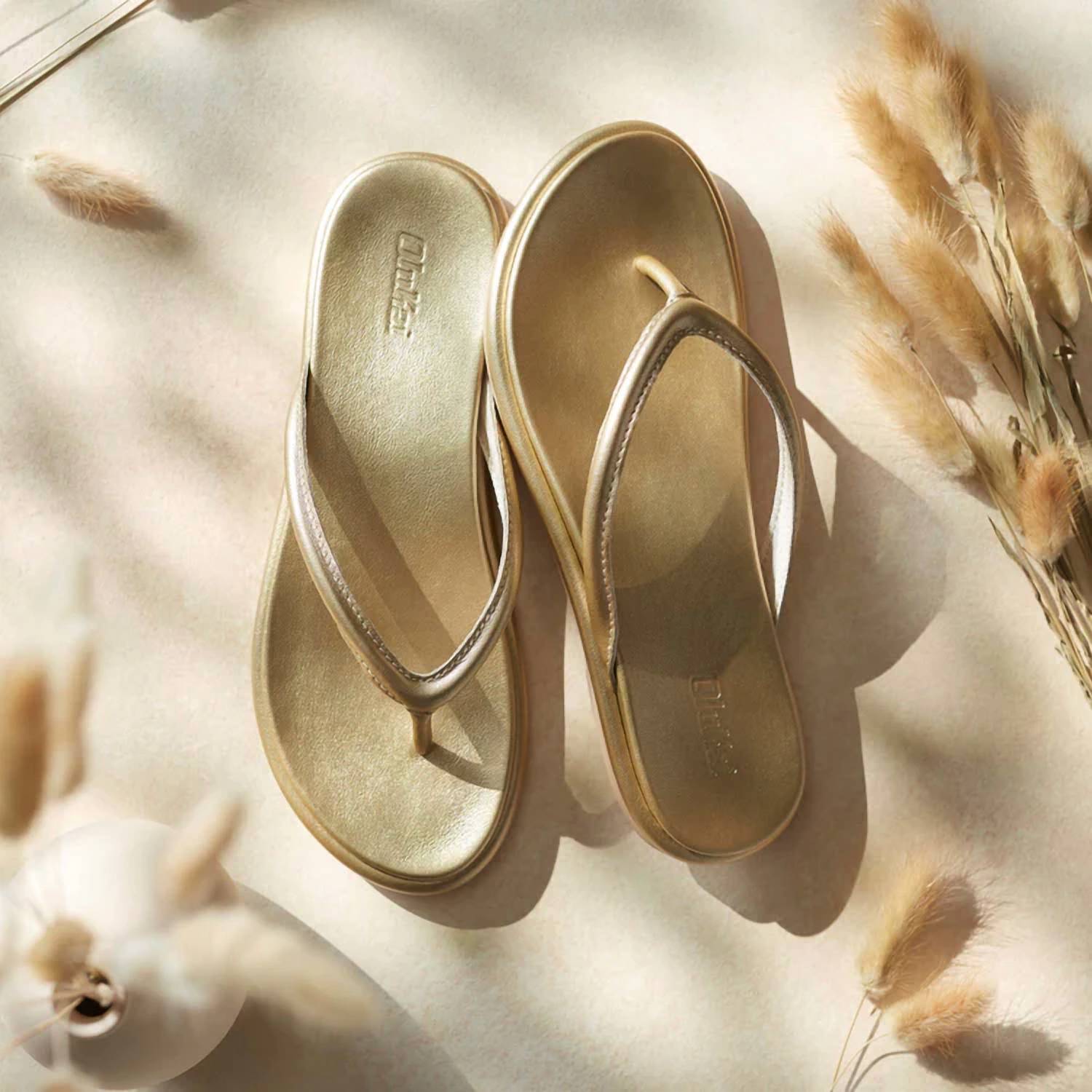 Olukai - Women's Tiare Leather Sandal