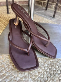La Shoe King - Women's Low Heel Thong Sandals