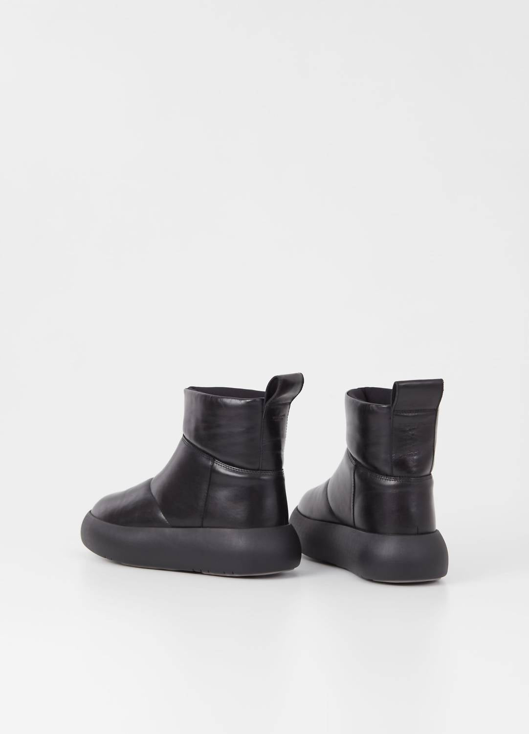 Vagabond Shoemakers Women's Aylin Boots in black - women's shoe - alternate view