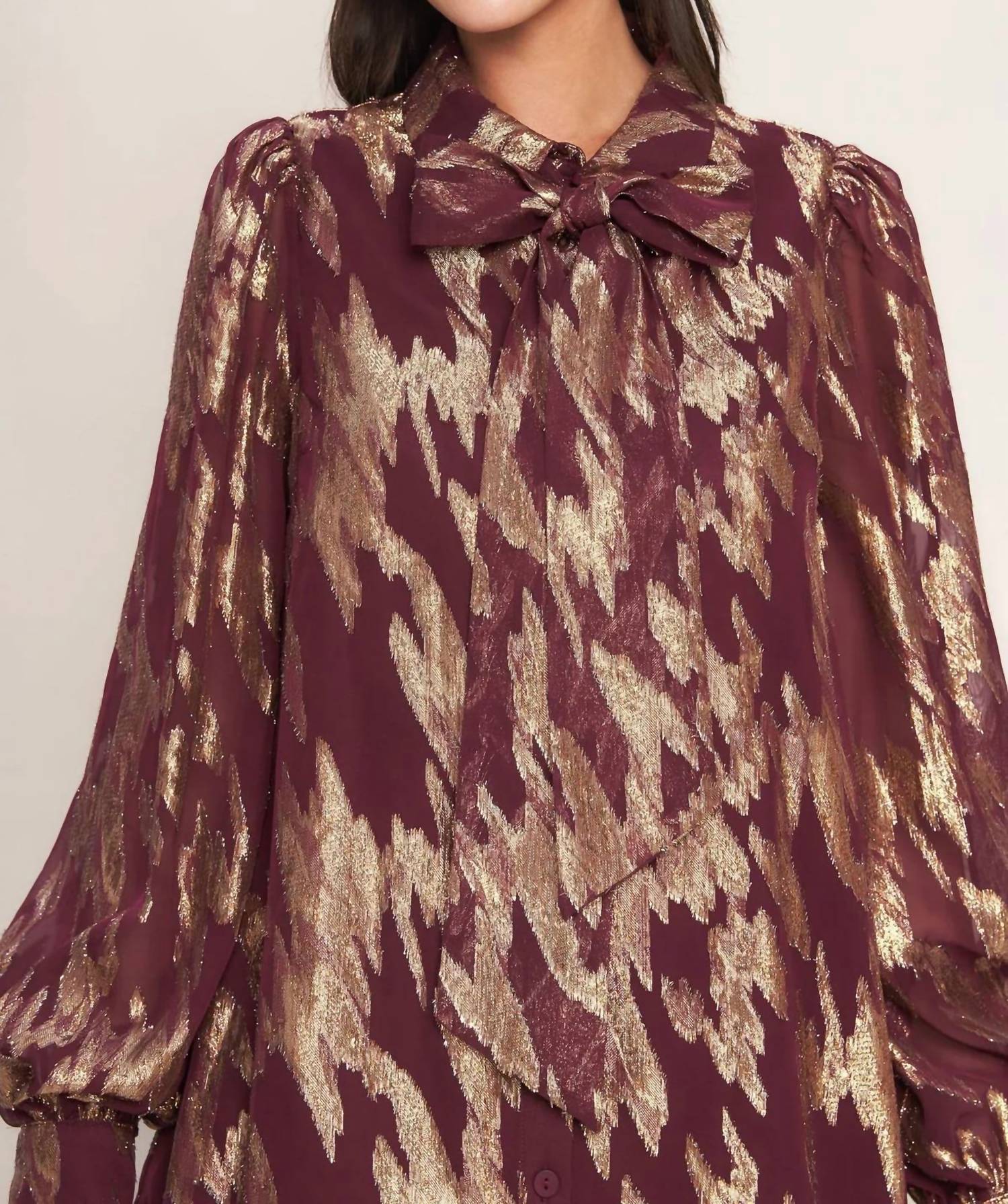 Flying Tomato - Muse Metallic Print Long Sleeve Collared Mini Dress
