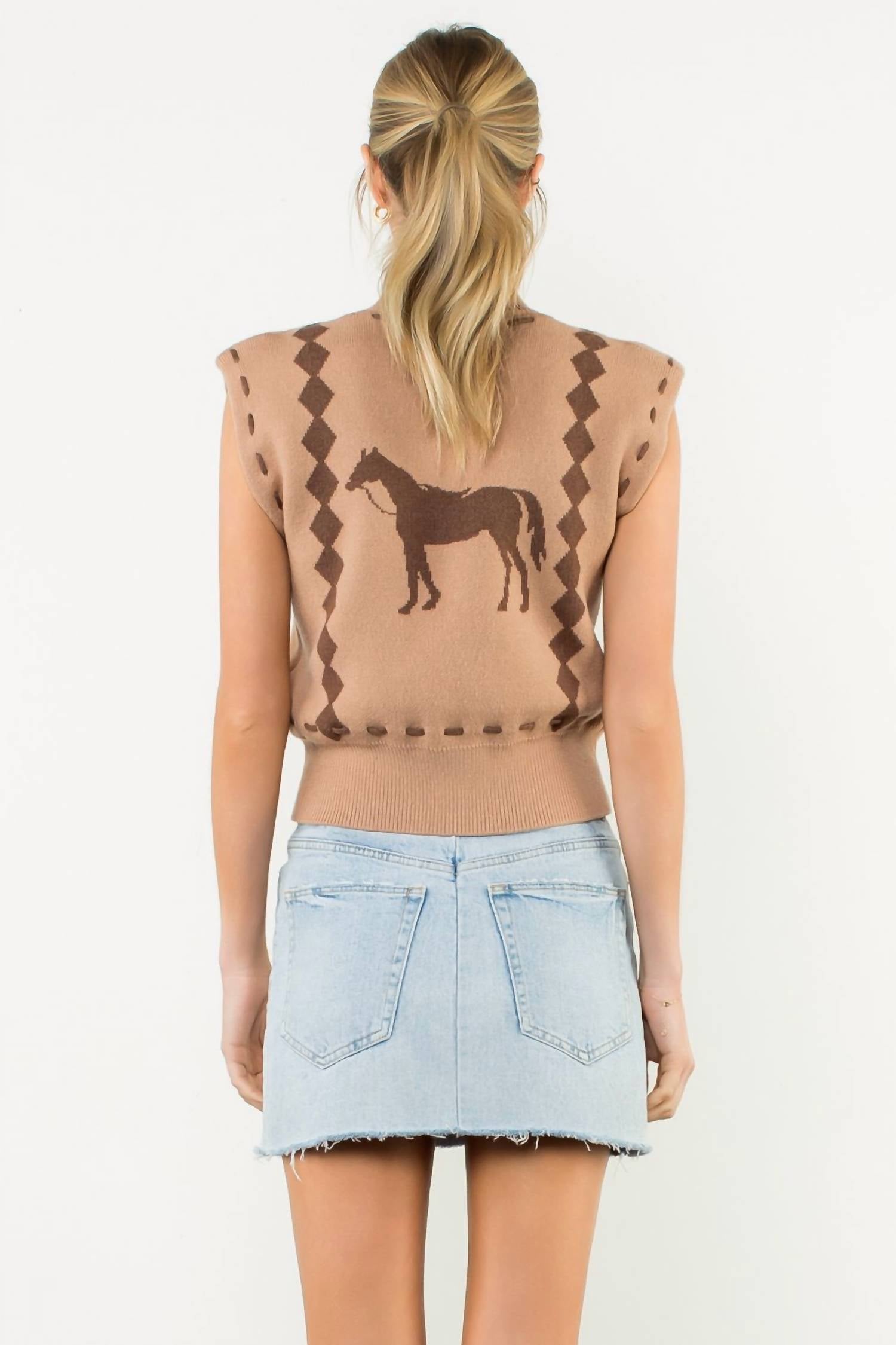THML Vida Horse Knit Vest in caramel - women's jacket - detail view