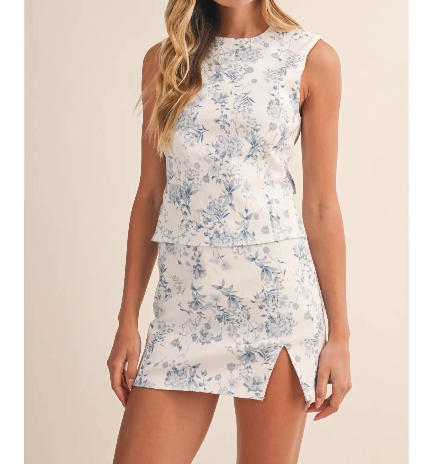 Klesis - Tinsley Floral Printed Open Back Skort Set