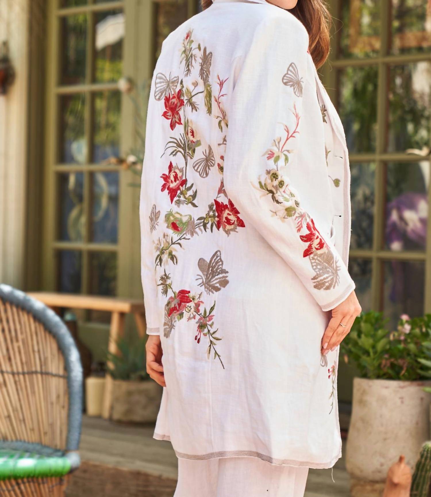 Paparazzi - Embroidered Slub Coat