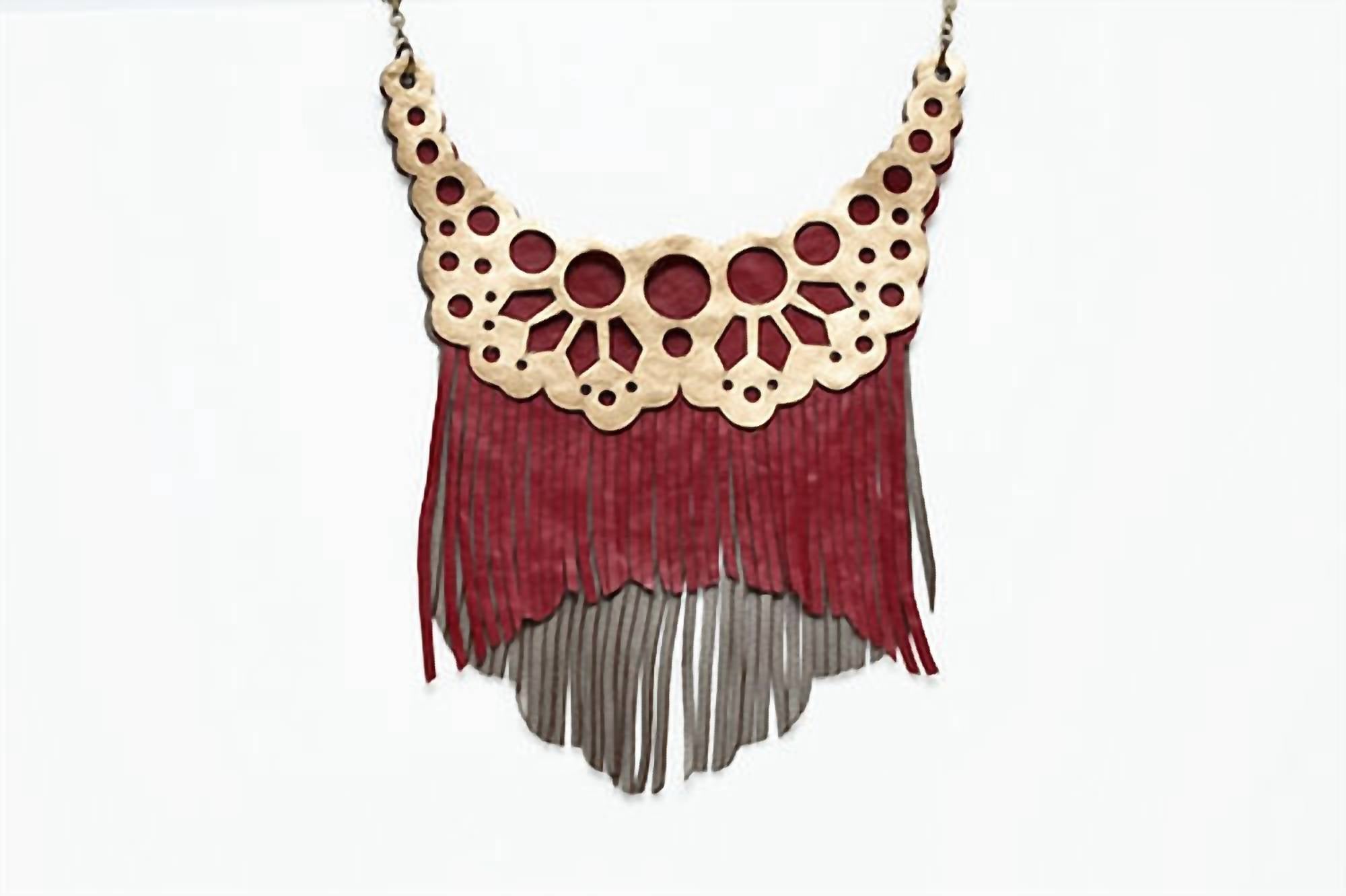 Avenue Chic - Women's Collar Rosa Luna Necklace