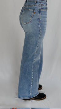 Vibrant M.I.U - Star Studded Wide-Leg Jeans