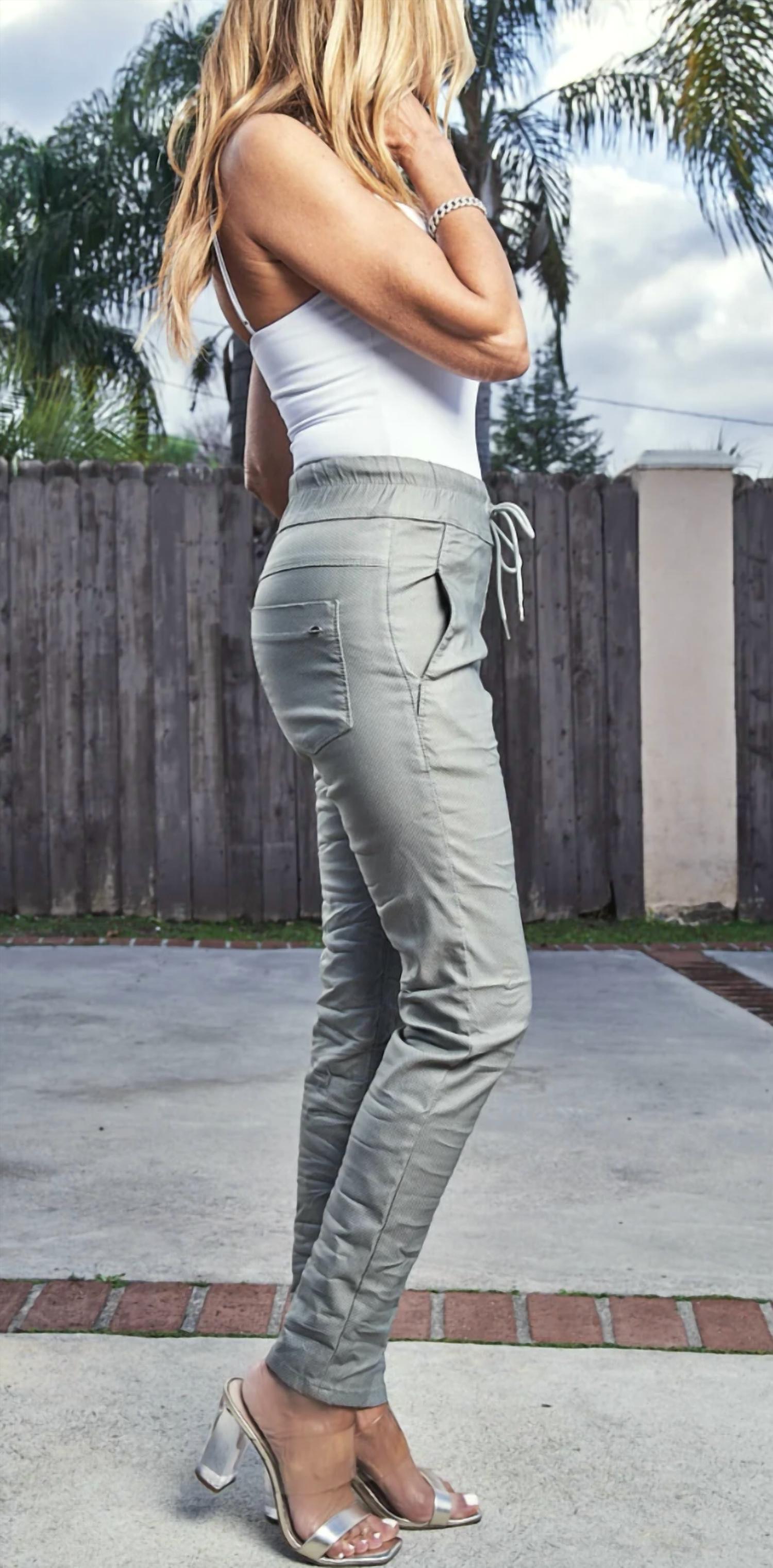 Bevy Flog - Shely Jogger