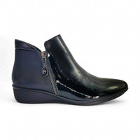 Revere - Women's Damascus Wedged Boot