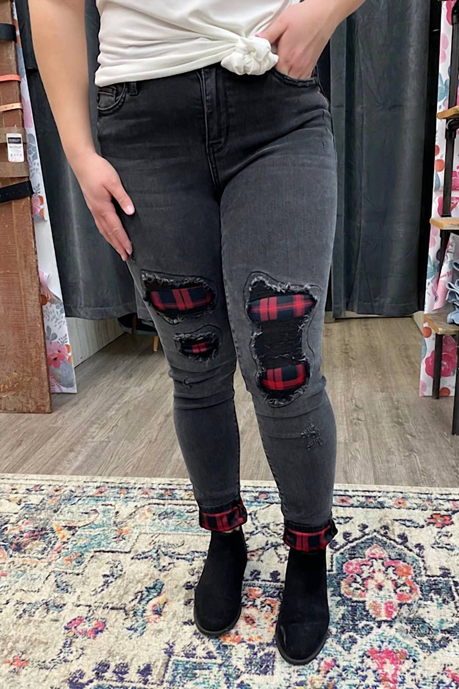 Judy Blue - Women's Rayann Buffalo Plaid Patched Jeans
