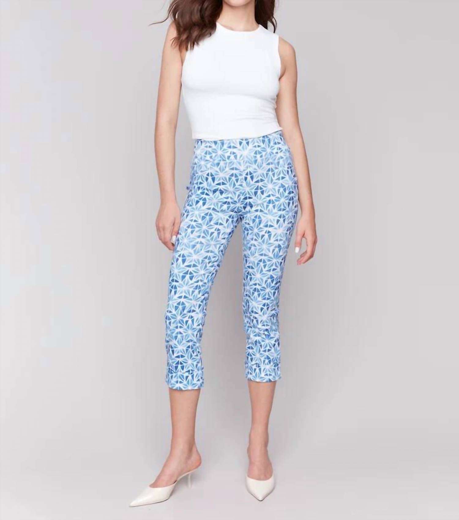 Charlie B - Printed Stretch Pull On Capri Pant