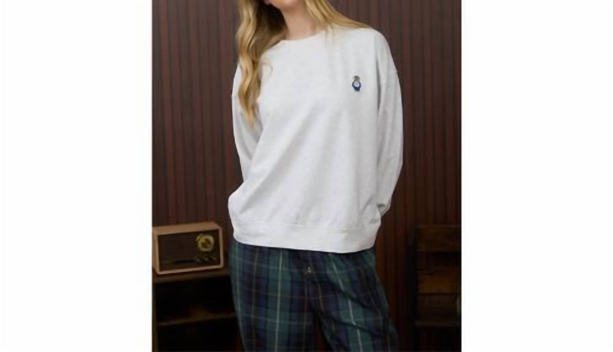 Blu Pepper - Teddy Embroidered Pullover Sweatshirt