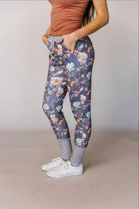 Ampersand Ave - Dancing Floral Joggers