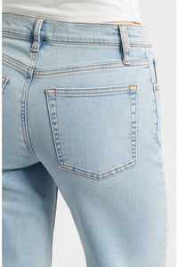 Frame - Mellow Straight Leg Jeans