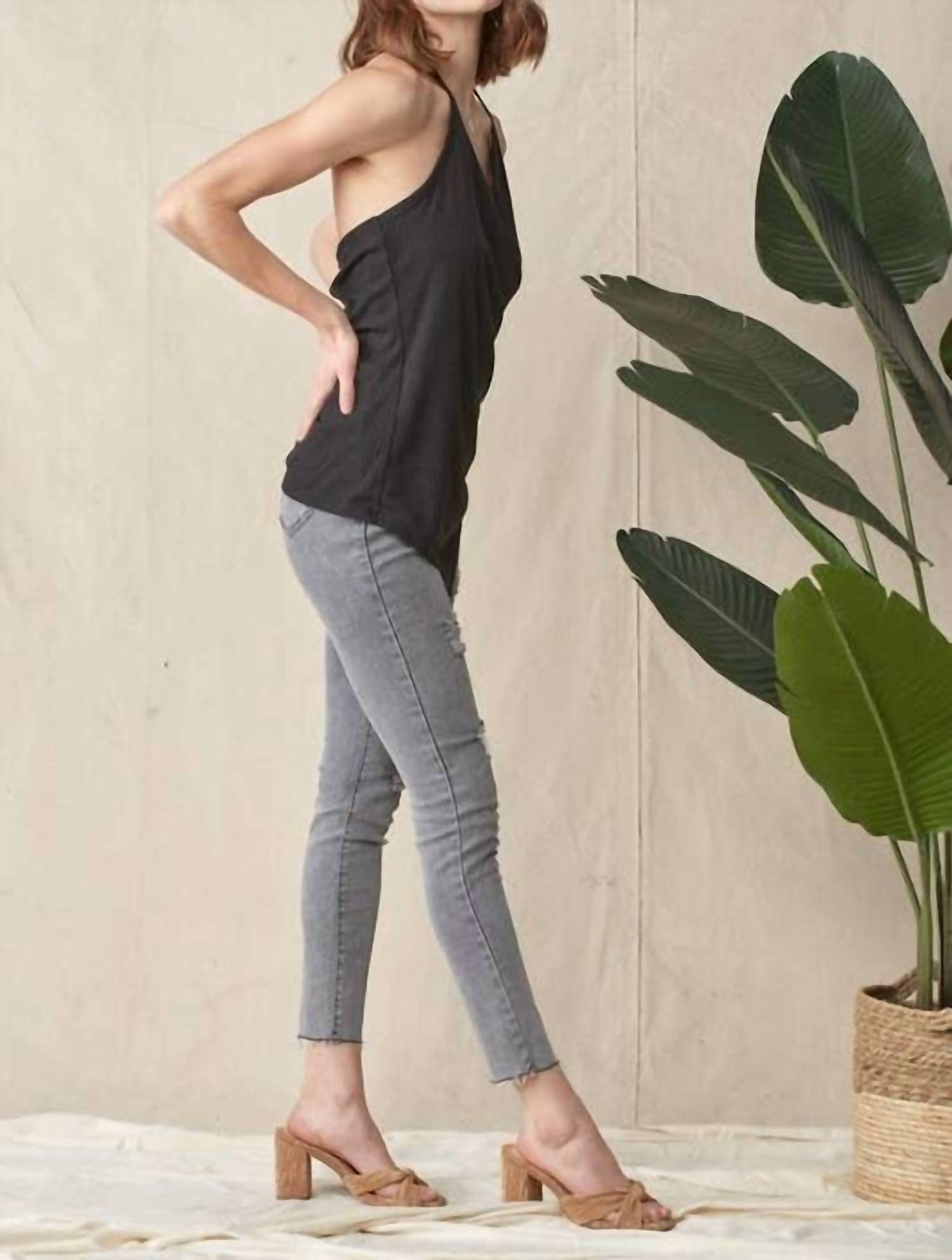 Doe And Rae - Rib Asymmetric Hem Halter Wrap Tank Top