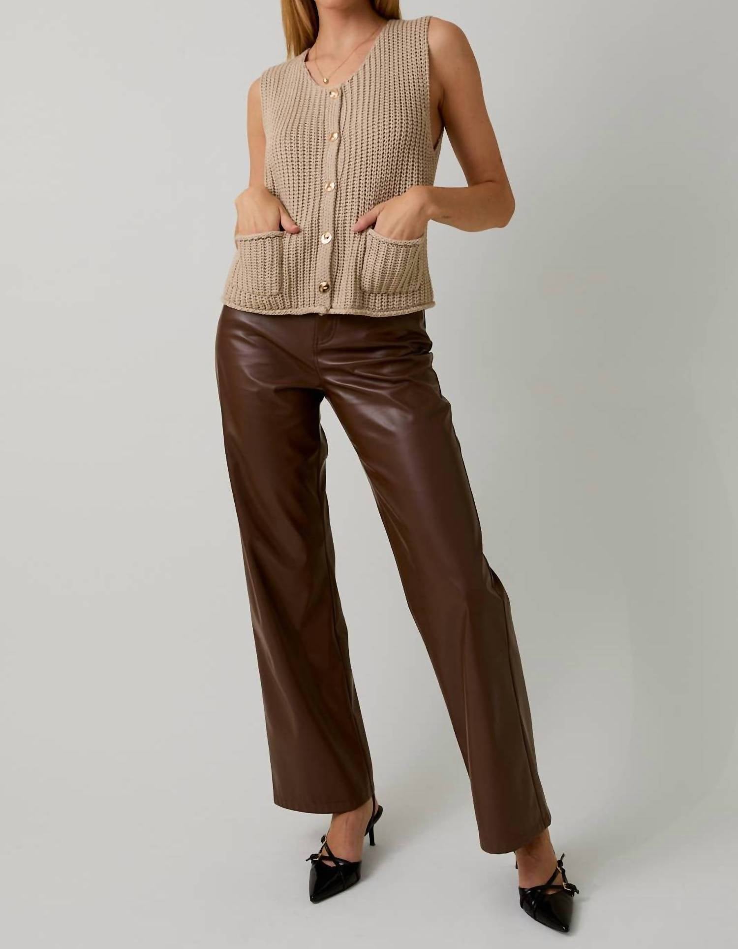 Le Lis - Relaxed Button Down Chunky Sweater Vest