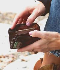 Bedstu - Women's Carrie Leather Wallet