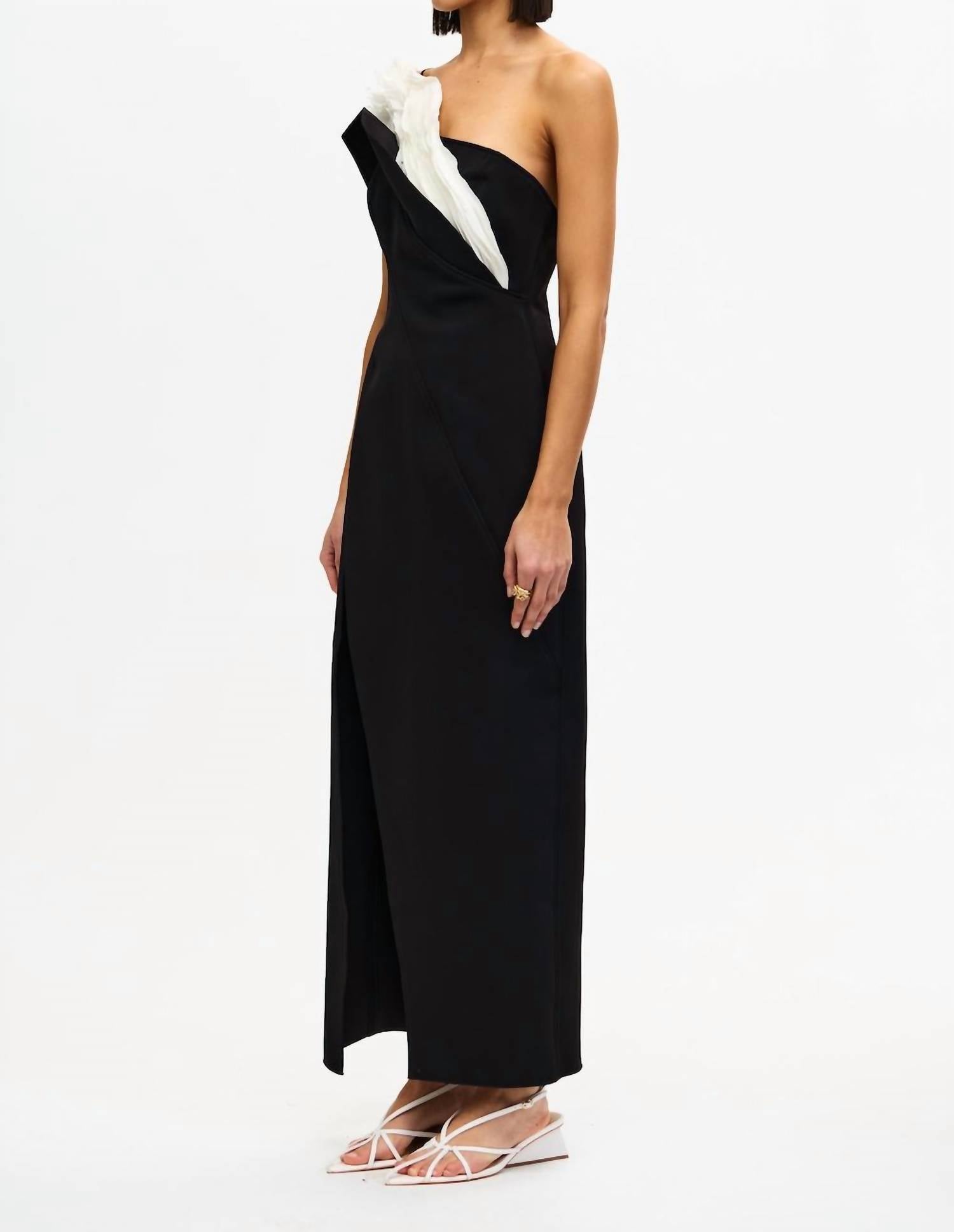 ACLER Droxford Maxi Dress in black ivory - women's dress - detail view