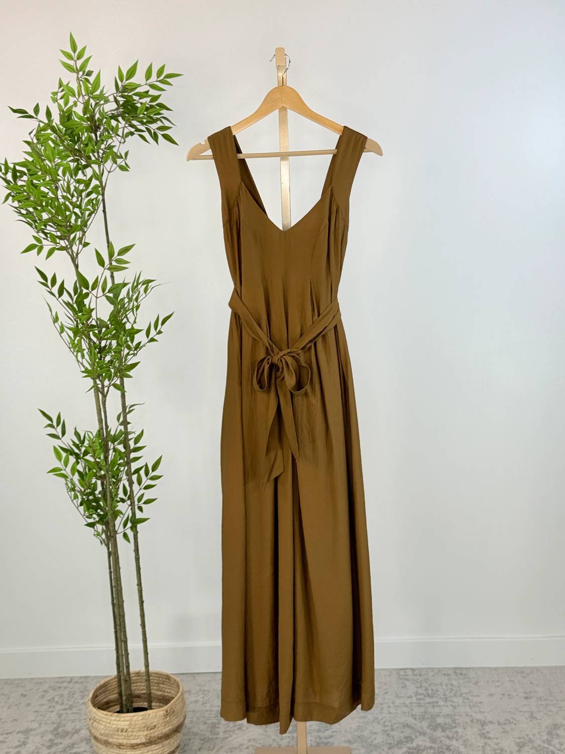 Pinch - Always Poised Tie-back Midi Dress