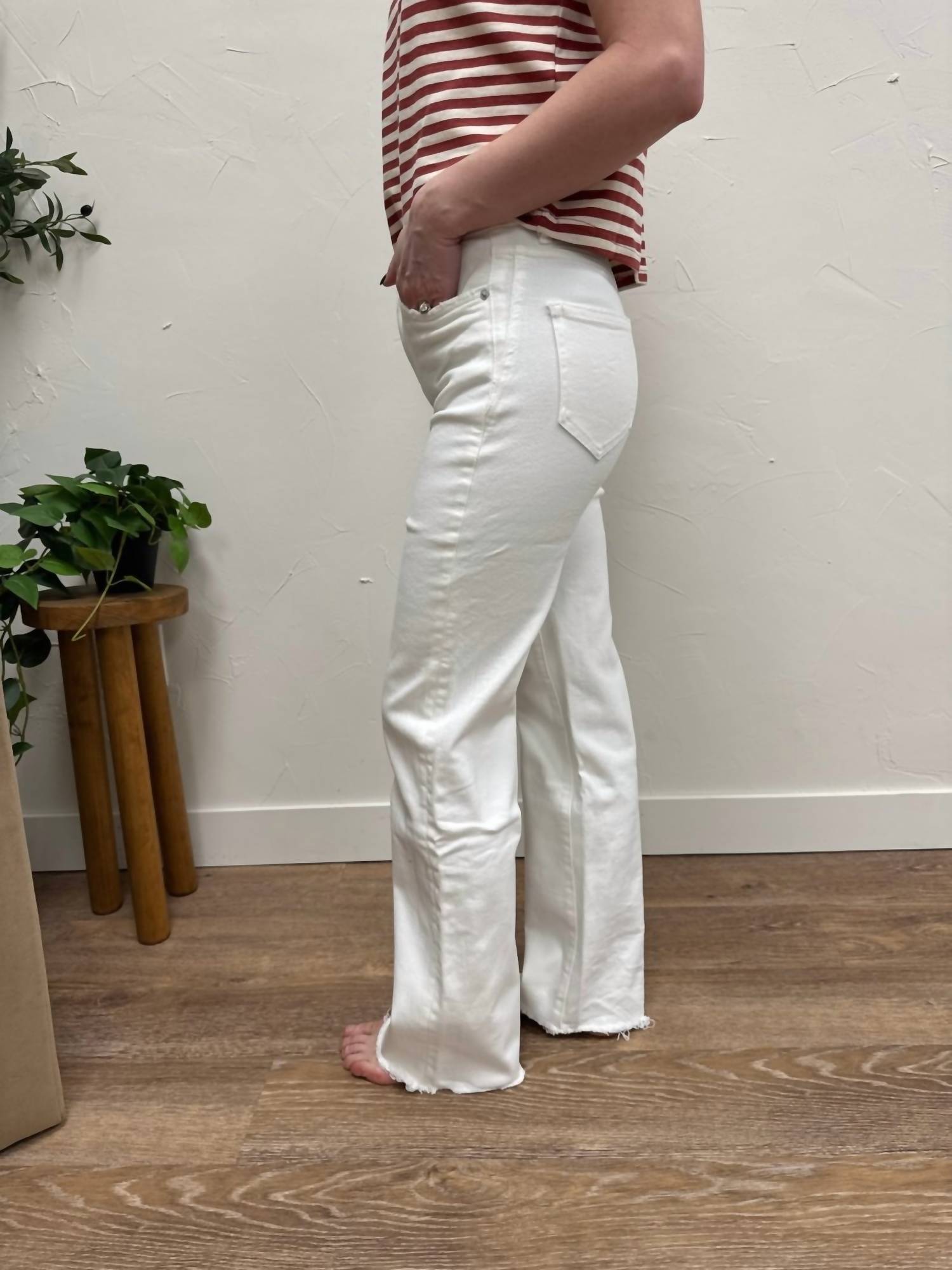 Mica Denim - High Rise Wide Leg Jeans With Raw Hem