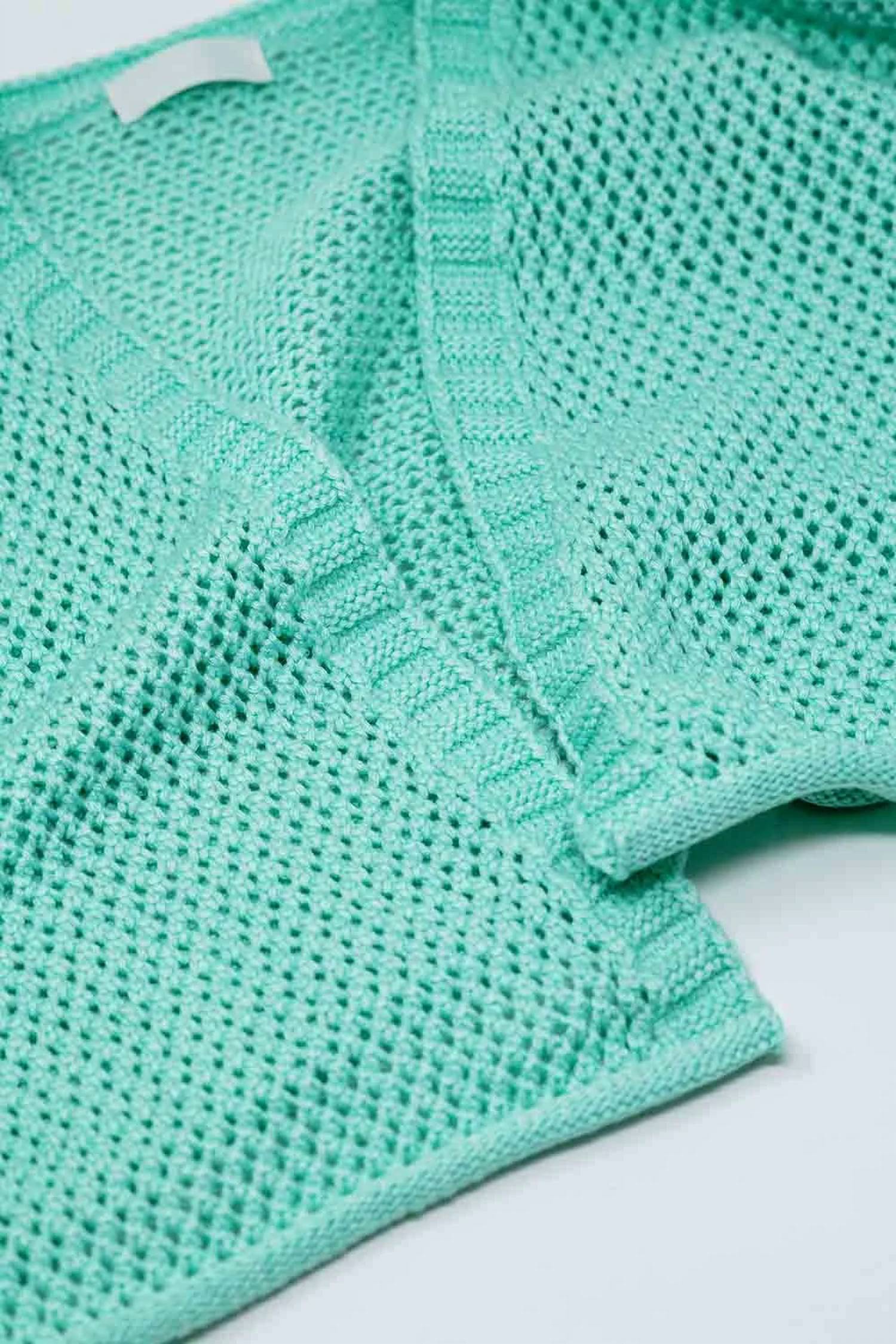 Q2 - Women's Crochet Basic Cropped Cardigan