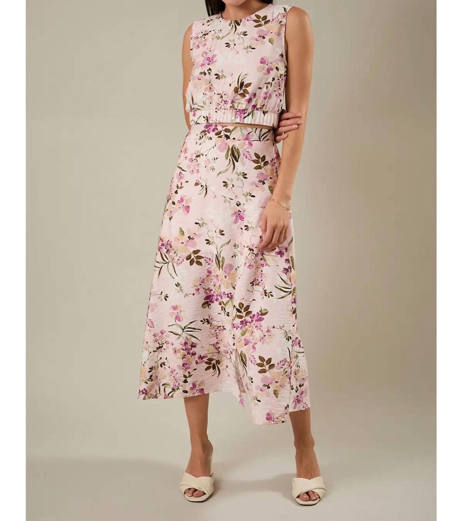 Gilli - Aura Floral Sleeveless Crop Top