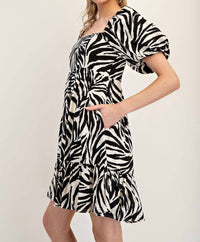 Ee:Some - Zebra Printed Puff Sleeve Dress