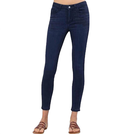 Judy Blue - Mid Rise Skinny Fit Jeans