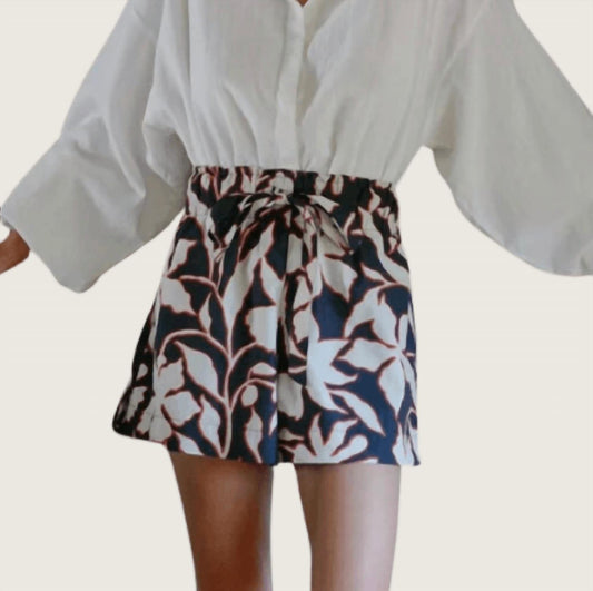 Omika - Martina Short