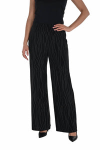 Frank Lyman - Textured studded pants