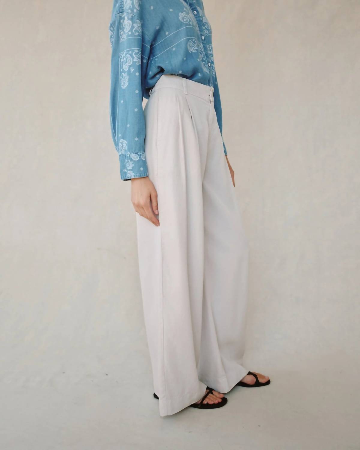 Bella Dahl - Double Pleated Wide Leg High Waist Pant