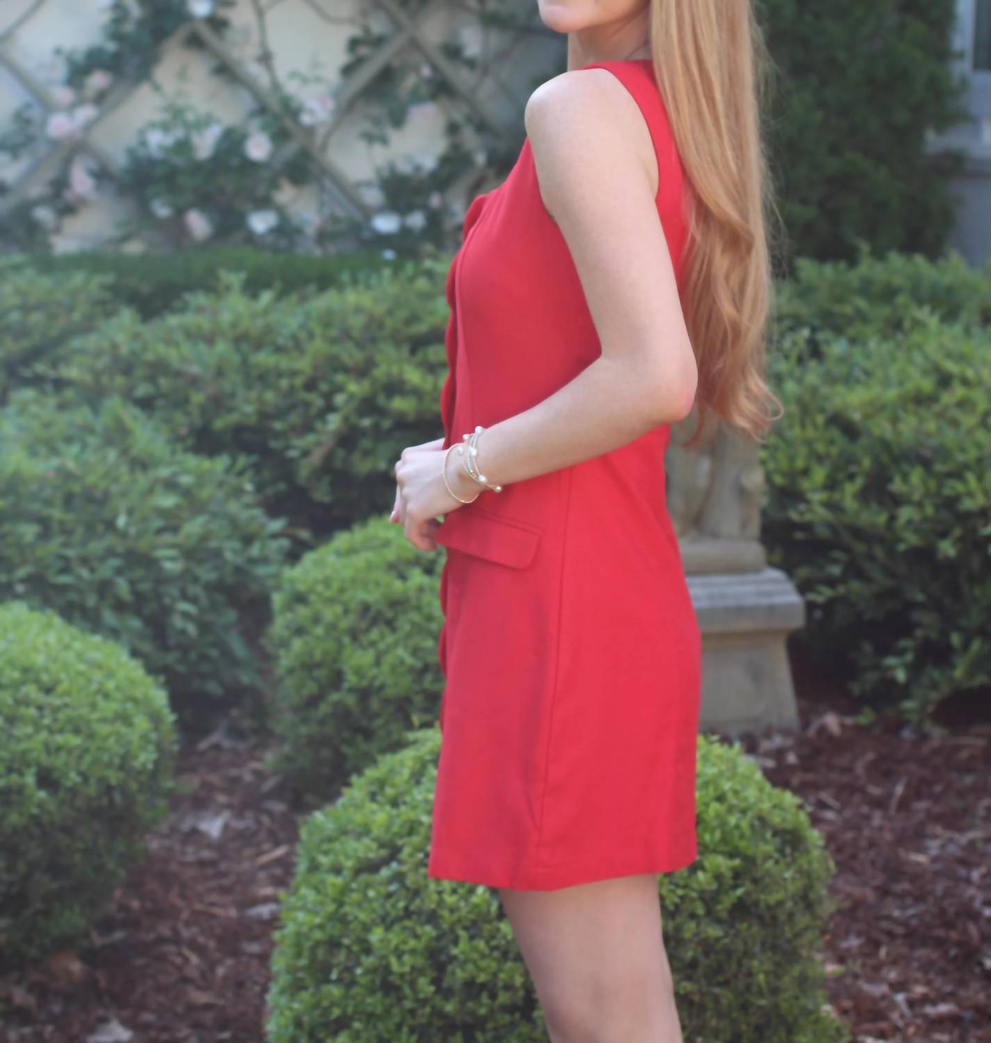 Zoe And Claire - Seashell Button Mini Dress
