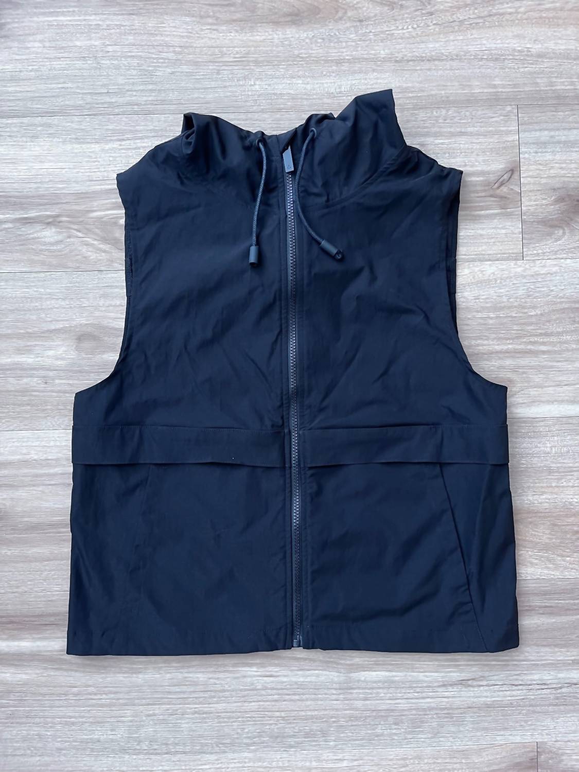 Alala - Women's Sleeveless Hoodie