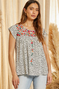 Andree By Unit - Flutter Sleeve Embroidered Top