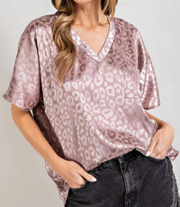 Ee:Some - Lindsay Flowy V-neck Animal Print Top