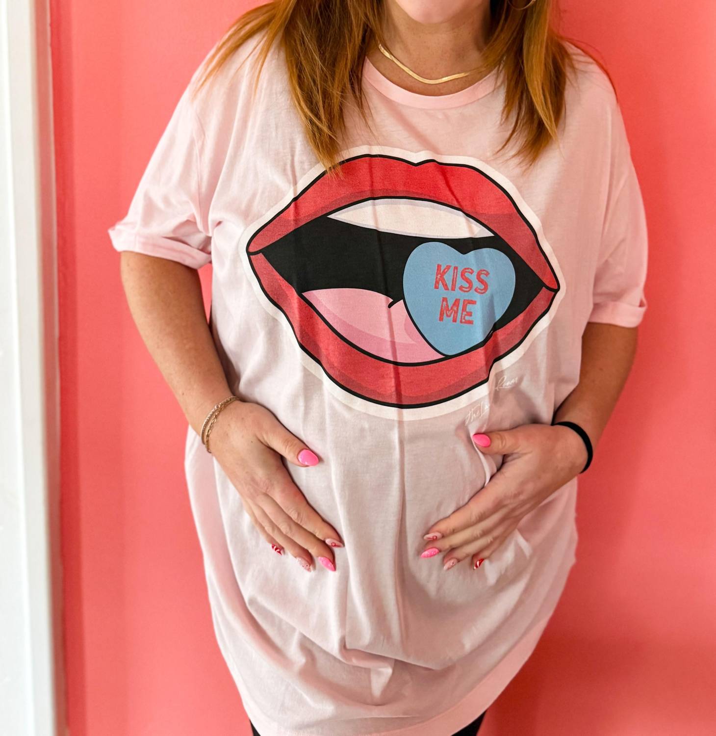 The Laundry Room - Sweethearts Kiss Me Oversized Tee